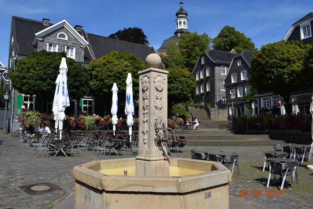 Messewohnung Gräfrath Solingen Exterior foto